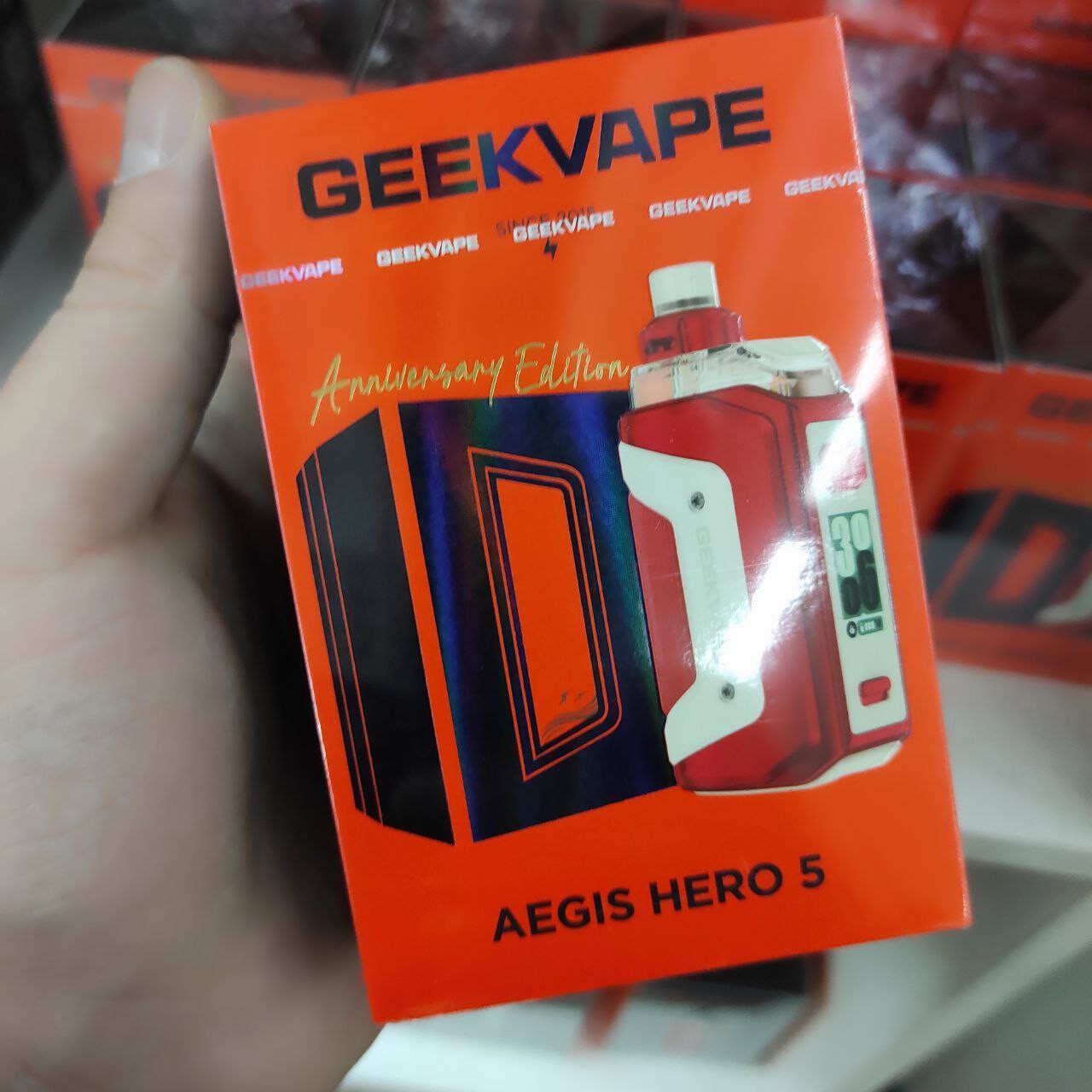 Geek Vape Aegis Hero 5 Red White (Красно Белый), изображение 2